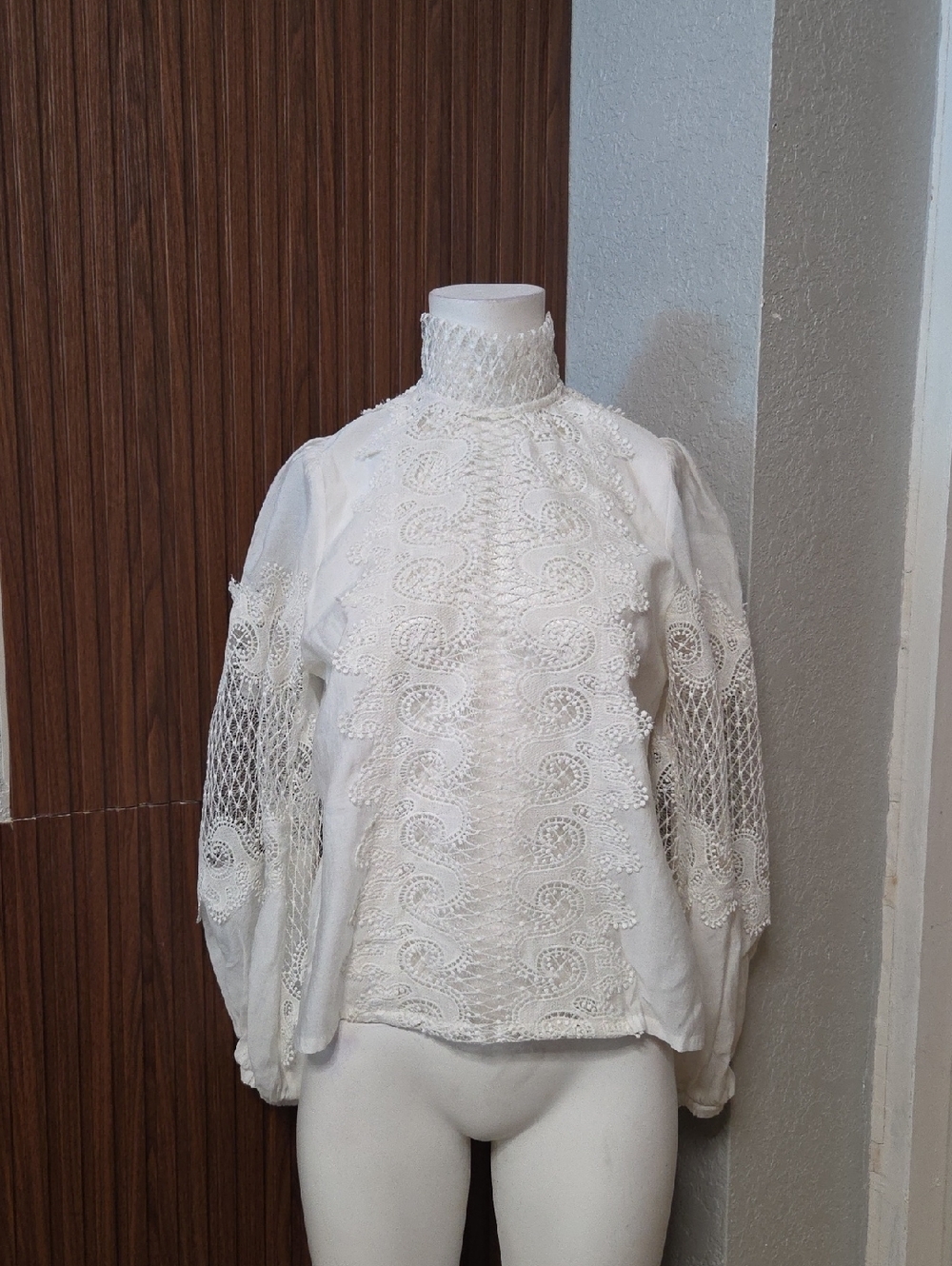 White Lace High Neck Blouse Made in Italy Women’s Small Boho Romantic Top [219]